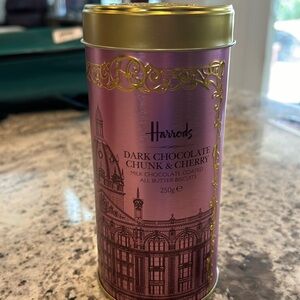 ♦️3 for $15♦️ Harrods Empty biscuit tin - historic Harrods building in London